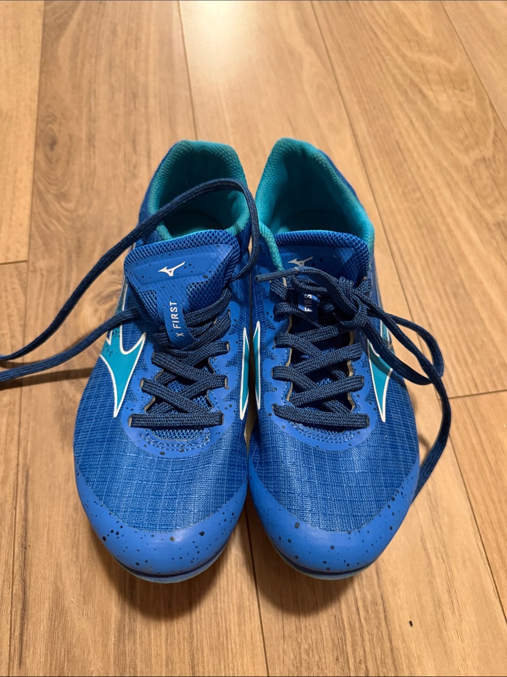 Mizuno Blue Athletic Running Shoes with Teal Lining